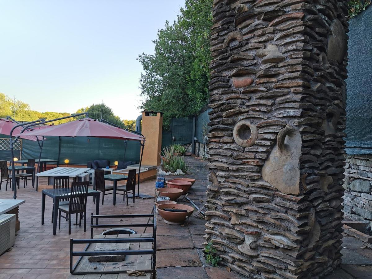 La Terrazza Al Monte Dei Cocci Bed & Breakfast *